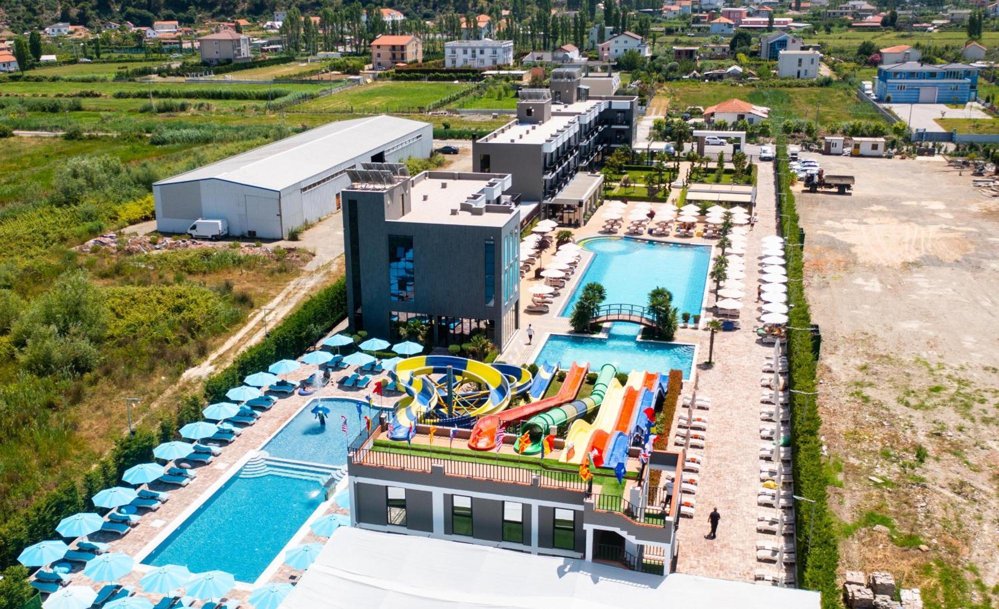 Nuevo Deluxe Hotel Shengjin Exterior photo